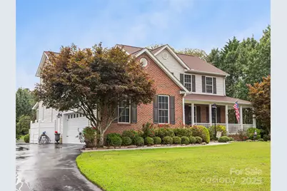 62 Classic Oaks Circle, Hendersonville, NC 28792 - Photo 3