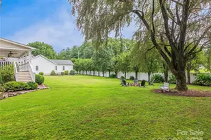 62 Classic Oaks Cir, Hendersonville, NC 28792 - Photo 37