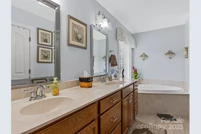 62 Classic Oaks Circle, Hendersonville, NC 28792 - Photo 25