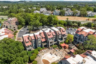 9037 J M Keynes Dr, Charlotte, NC 28262 - Photo 5