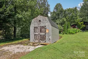 264 Cashdon Dr, Mills River, NC 28759 - Photo 47