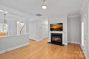 1009 Davant Ln, Charlotte, NC 28209 - Photo 5