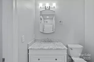 1009 Davant Ln, Charlotte, NC 28209 - Photo 13