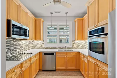 1009 Davant Lane, Charlotte, NC 28209 - Photo 3