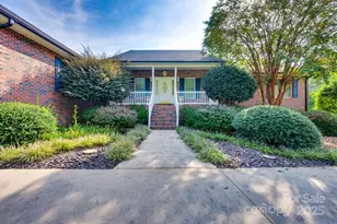 3132 Fox Den Cir, Iron Station, NC 28080 - Photo 5