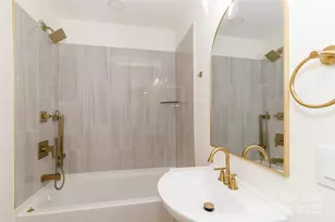 317 S High St, Lincolnton, NC 28092 - Photo 11