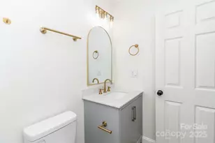 317 S High St, Lincolnton, NC 28092 - Photo 17