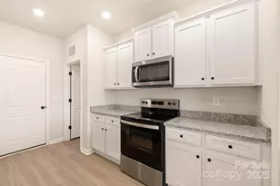 3344 Fox Hall Dr, Gastonia, NC 28052 - Photo 7