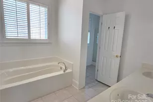 2 Flowering Cherry Dr, Asheville, NC 28805 - Photo 15