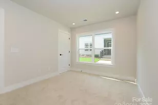 6009 Pivot Ct, Charlotte, NC 28205 - Photo 3