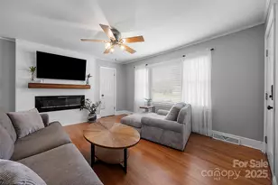 1024 Westover Cir, Rock Hill, SC 29732 - Photo 3