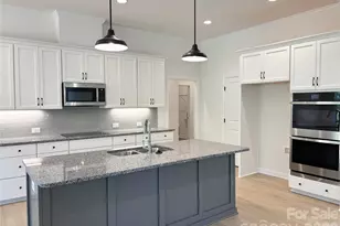 6853 Glen Abbey Ln, Mount Pleasant, NC 28124 - Photo 7