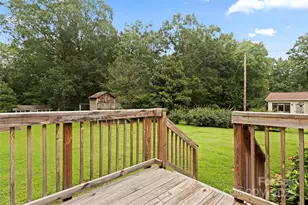 320 Forest Park Dr, Denton, NC 27239 - Photo 11