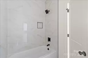 2514 Elmin St, Charlotte, NC 28208 - Photo 27