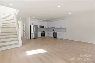 2516 Elmin St, Charlotte, NC 28208 - Photo 7