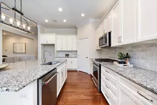 7415 Edenbridge Ln, Charlotte, NC 28226 - Photo 11