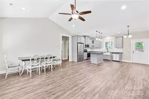 1029 Hunter Valley Rd, Shelby, NC 28150 - Photo 5