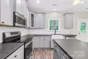 1029 Hunter Valley Rd, Shelby, NC 28150 - Photo 11