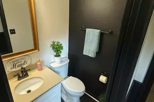 5304 King George Ct, Greensboro, NC 27410 - Photo 11