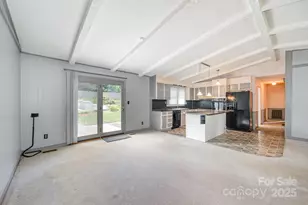 2425 Essen Ln, Gastonia, NC 28054 - Photo 11