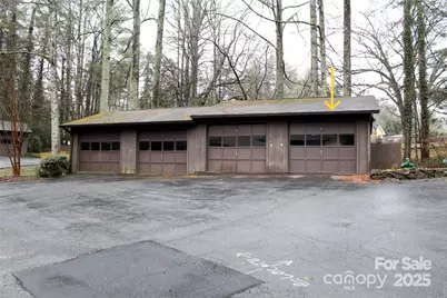 65 Maxine Lane #105, Hendersonville, NC 28739 - Photo 11