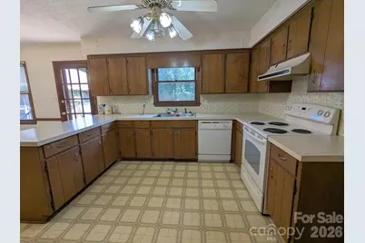 105 Redcoat Drive, Fort Mill, SC 29715 - Photo 11