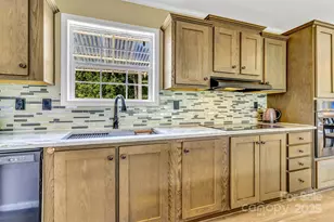 185 Bradshaw Cir, Candler, NC 28715 - Photo 13