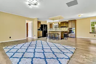 185 Bradshaw Cir, Candler, NC 28715 - Photo 9