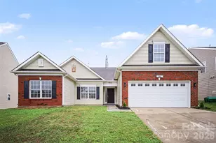 7941 Mossycup Dr, Charlotte, NC 28215 - Photo 1