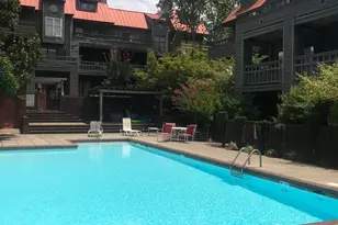 9033 J M Keynes Dr, Charlotte, NC 28262 - Photo 9