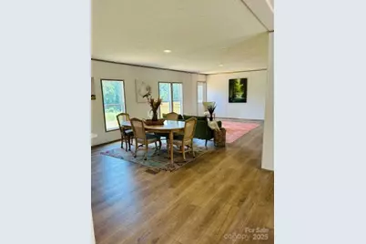 6015 Bridges Street, Catawba, NC 28609 - Photo 11