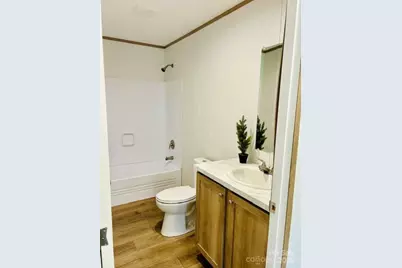 6015 Bridges Street, Catawba, NC 28609 - Photo 7