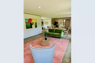 6015 Bridges Street, Catawba, NC 28609 - Photo 5