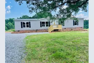 6015 Bridges Street, Catawba, NC 28609 - Photo 1