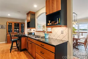 16318 Belle Isle Dr, Cornelius, NC 28031 - Photo 15