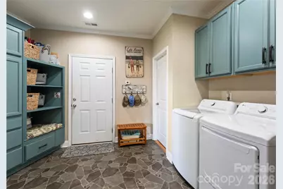 16318 Belle Isle Drive, Cornelius, NC 28031 - Photo 25