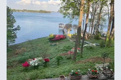 16318 Belle Isle Drive, Cornelius, NC 28031 - Photo 7