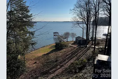 16318 Belle Isle Drive, Cornelius, NC 28031 - Photo 7