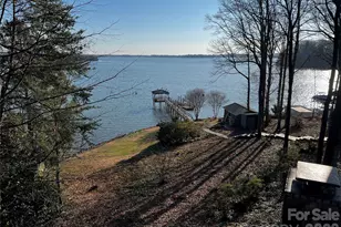 16318 Belle Isle Dr, Cornelius, NC 28031 - Photo 7