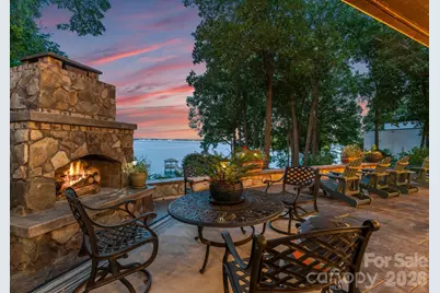 16318 Belle Isle Drive, Cornelius, NC 28031 - Photo 5