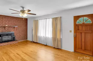 35 Bramlett Dr, Waynesville, NC 28785 - Photo 3