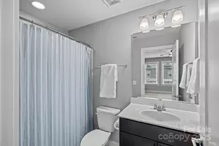 1910 Seegars Pl, Charlotte, NC 28204 - Photo 27