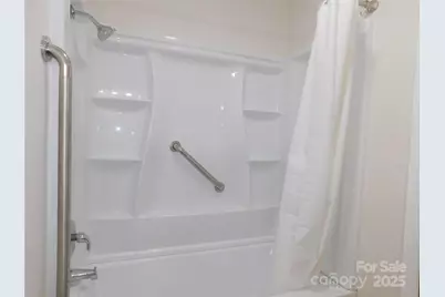 125 Fulton Drive, Hendersonville, NC 28792 - Photo 17