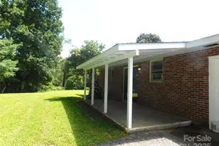 125 Fulton Dr, Hendersonville, NC 28792 - Photo 29