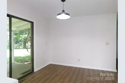 125 Fulton Drive, Hendersonville, NC 28792 - Photo 9