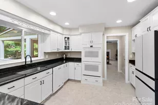 4 Quail Hollow Dr, Arden, NC 28704 - Photo 11