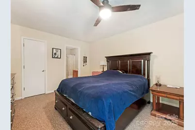 11108 Vista Canyon Drive, Charlotte, NC 28226 - Photo 9