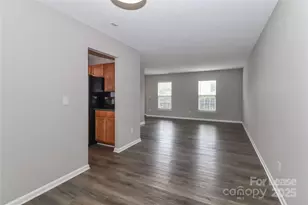 109 Pleasant Grove Ln, Mooresville, NC 28115 - Photo 9