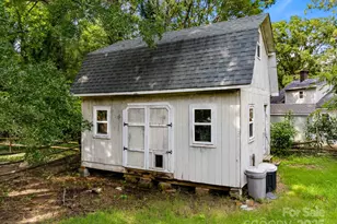 2506 Lawton Bluff Rd, Charlotte, NC 28226 - Photo 23