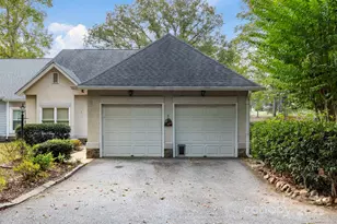 7 15th Vantage St, Campobello, SC 29322 - Photo 5